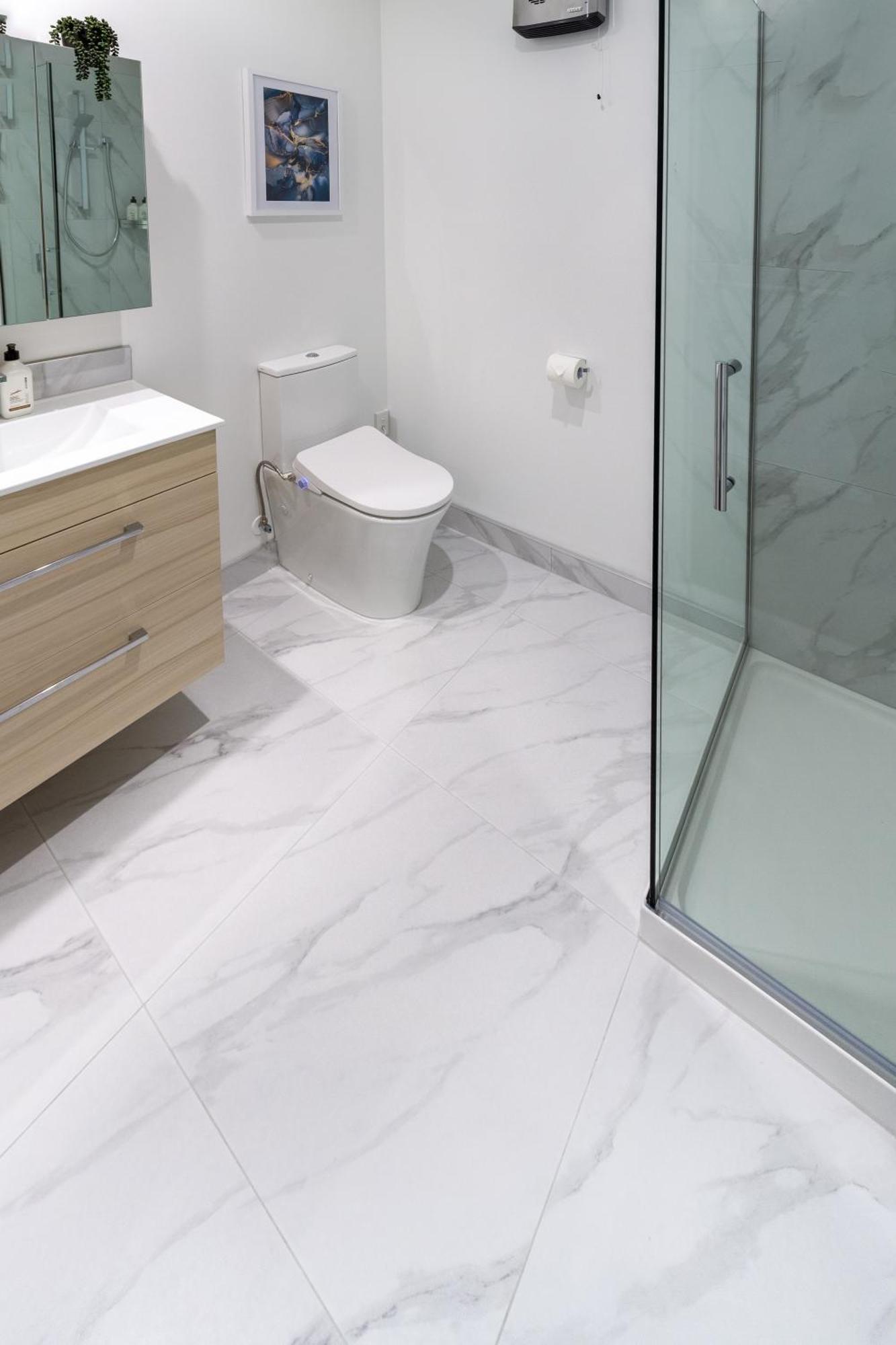 Luxury Living: 2-Bedroom Retreat In Christchurch Buitenkant foto